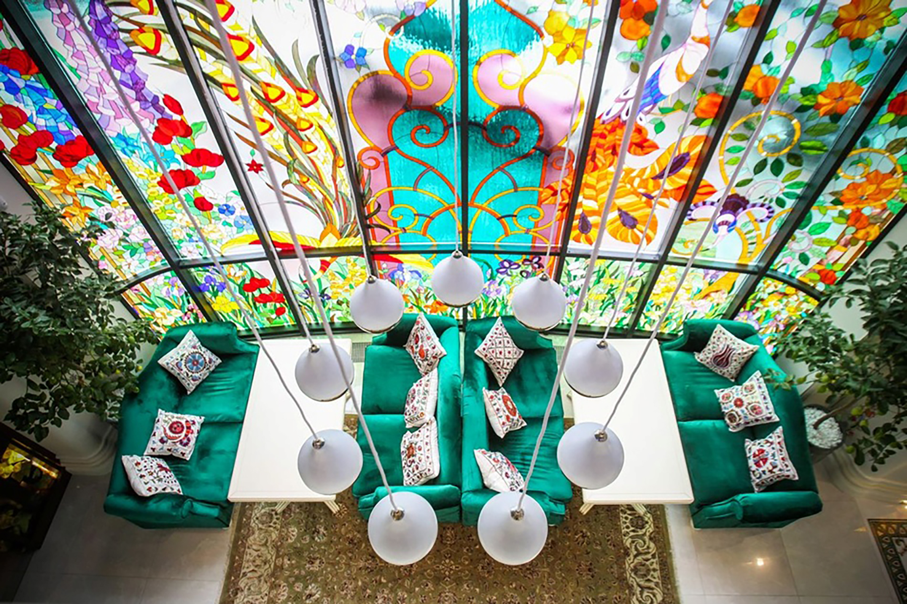 Elegant Beam Suspension Lamp