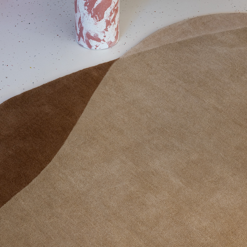 Essence Moore Amber Rug | Size: 160 x 175 cm