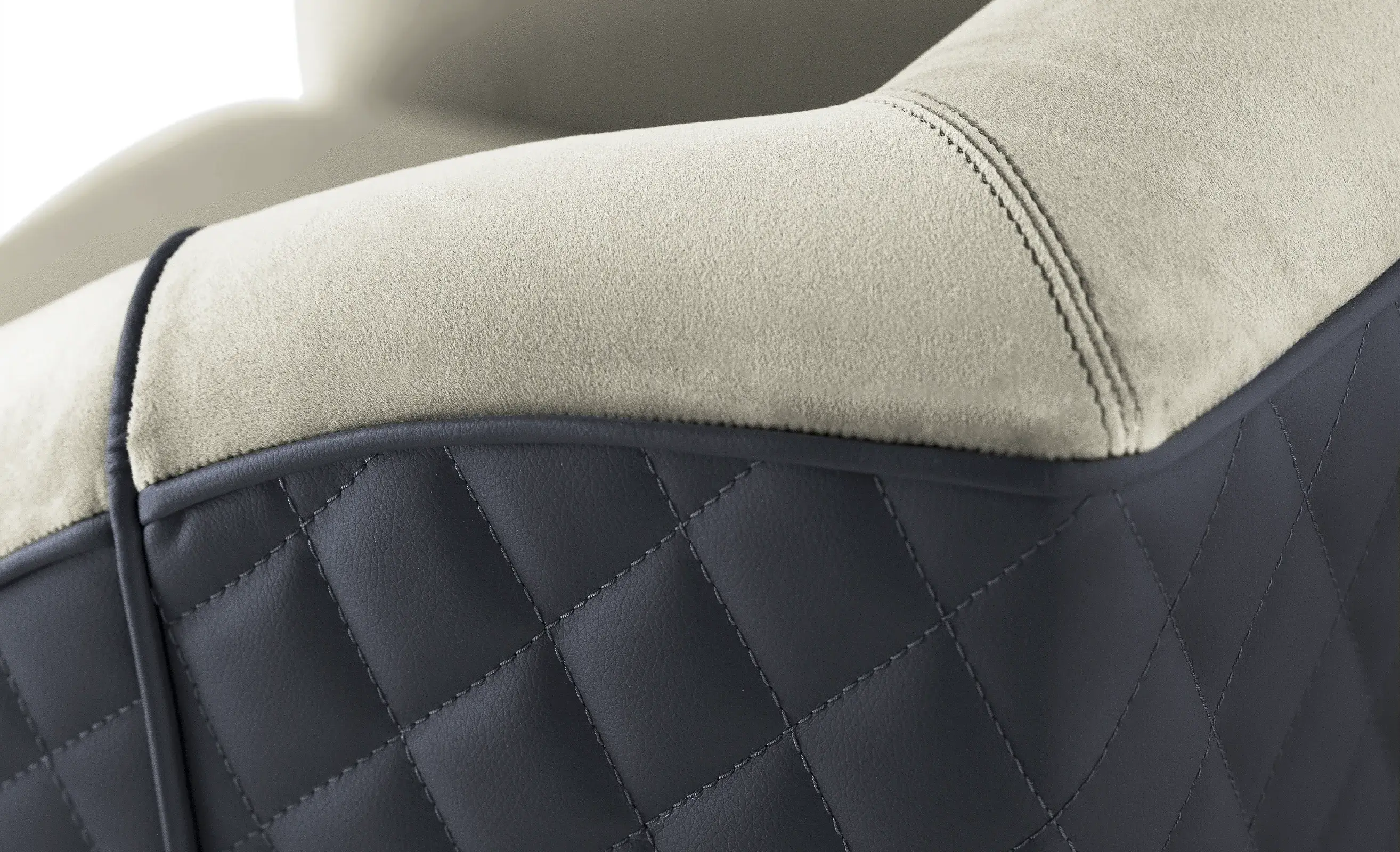 Maverick Swivel Single Sofa