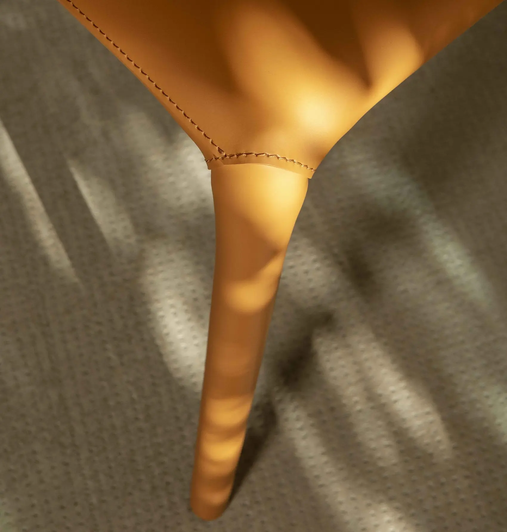 Lisa Cuoio Brown Chair