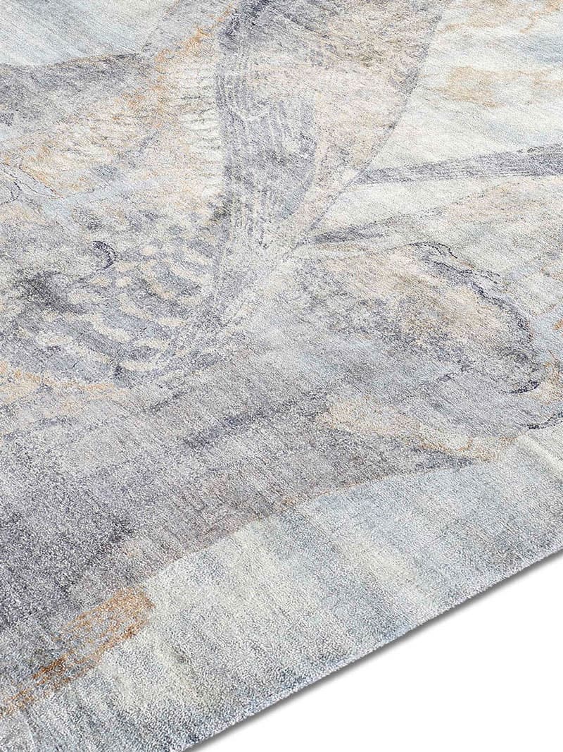 Falcon Hand-Woven Exquisite Rug