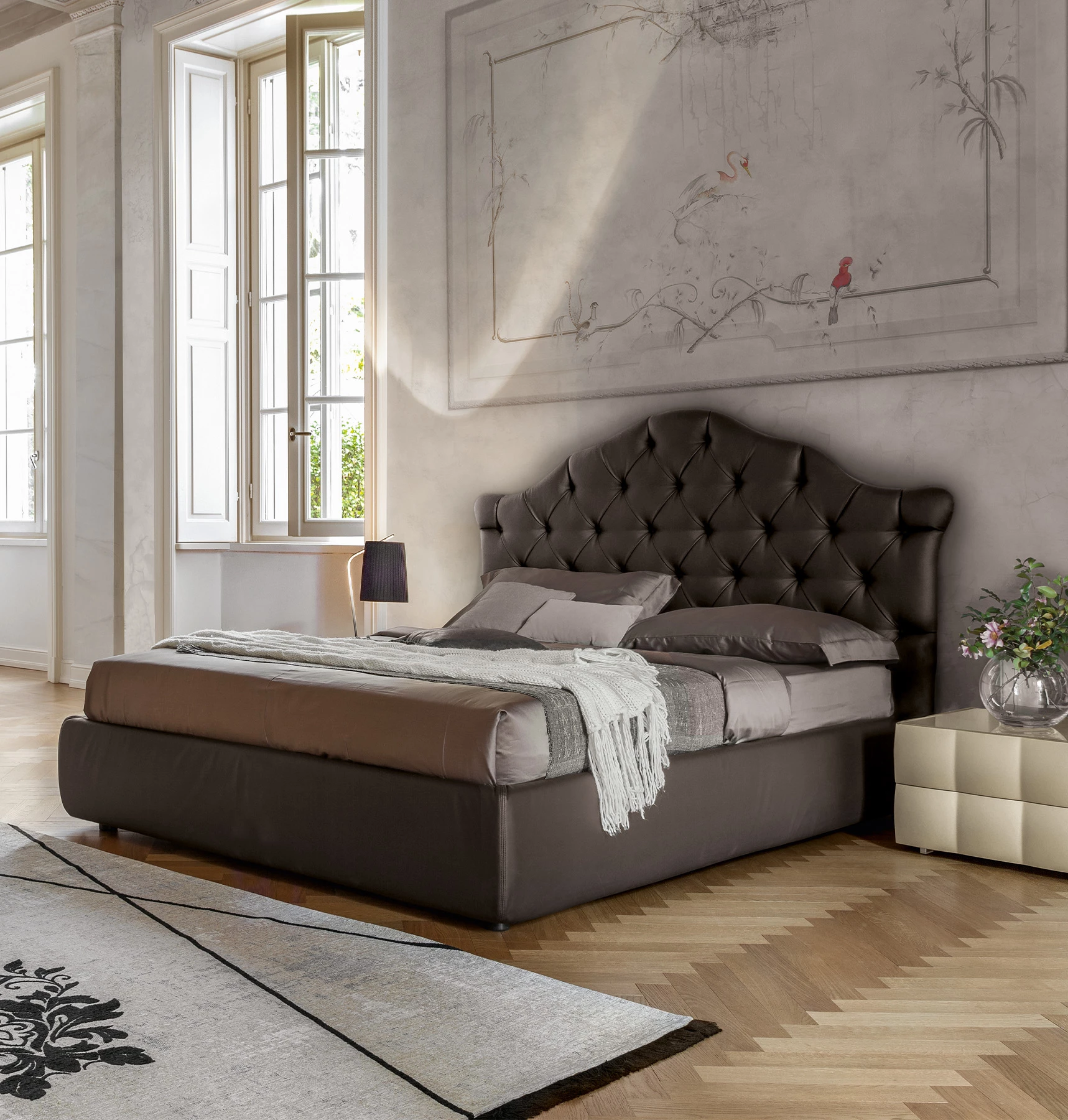 Veneziano Contemporary Bed