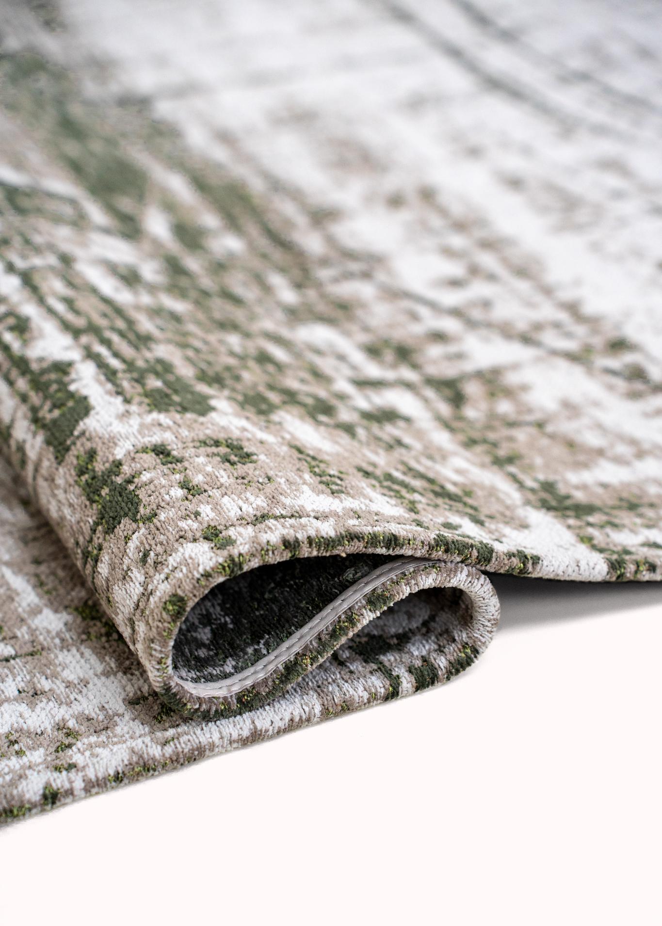 Eco-Friendly Green Area Rug | Size: 240 x 340 cm