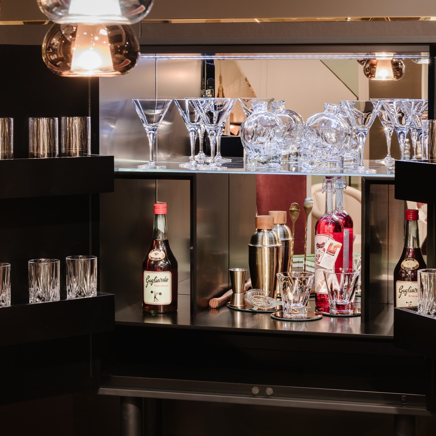 Spirit Grand Bar Cabinet