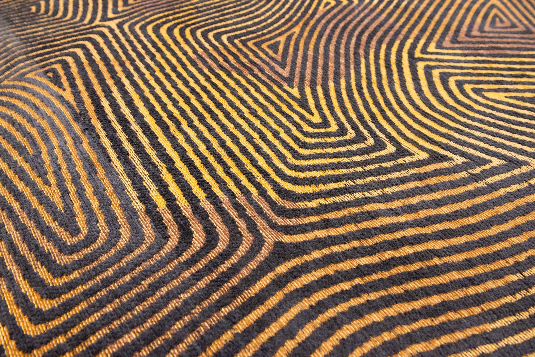 Black Gold Belgian Flatwoven Rug