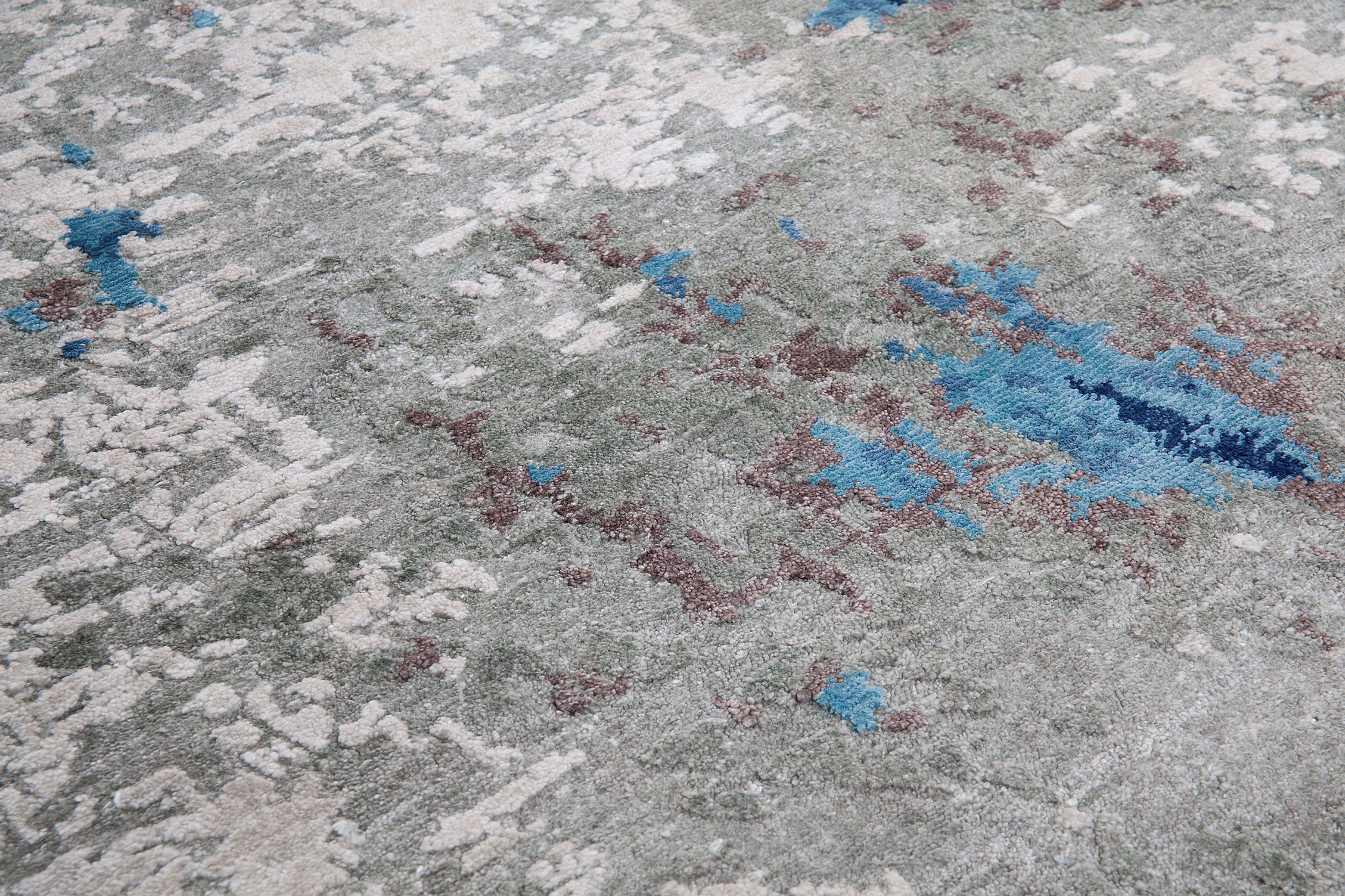 Loft Indian Hand-Knotted Rug | Size: 300 x 400 cm