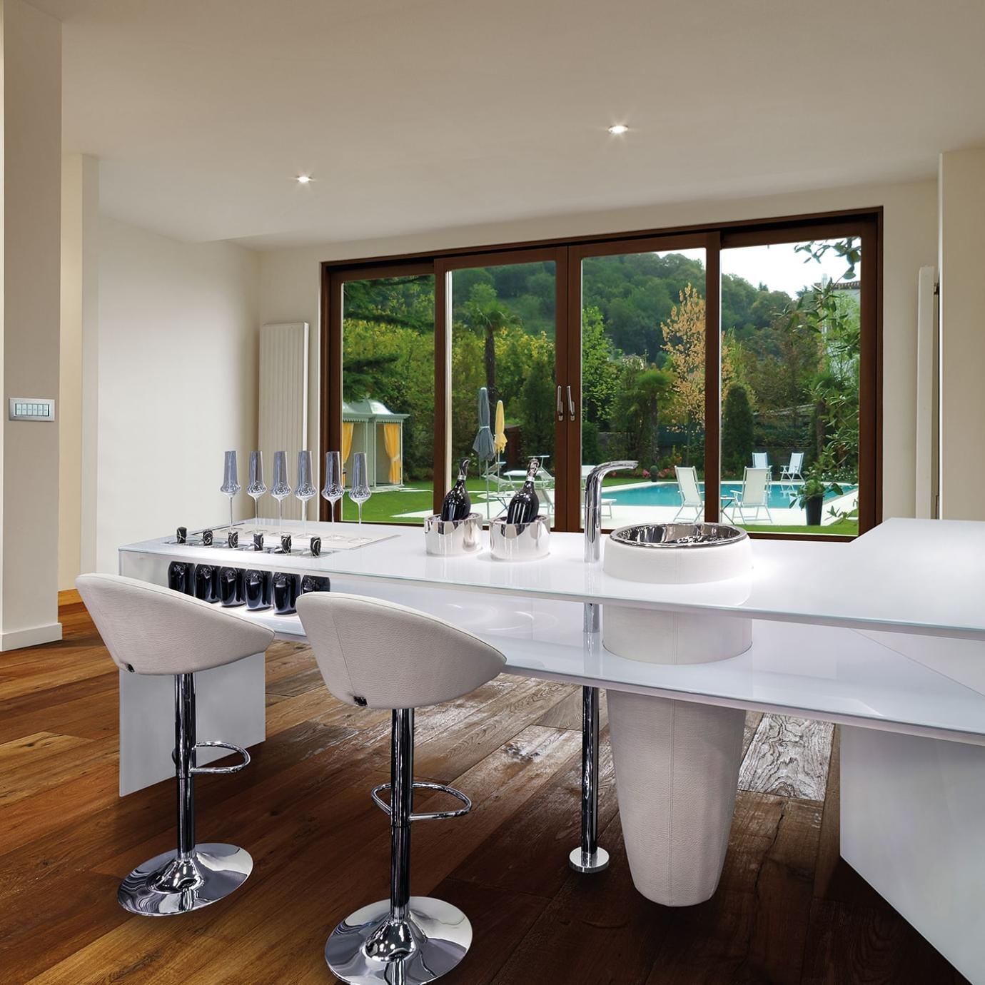 Essential Minimalist White Bar Counter