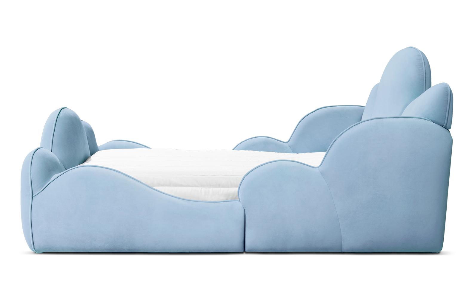 Regal Haven Elegant Bed | Mattress Size: 150 x 200 cm