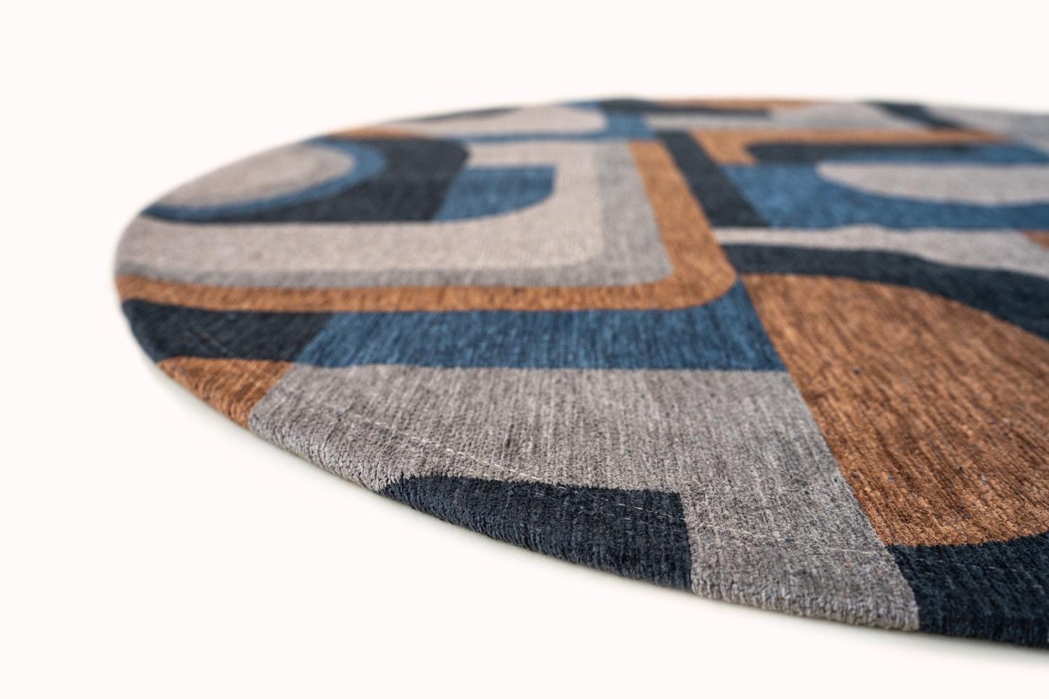 Camel Tan with Blue Motif Round Rug | Size: Ø 240 cm