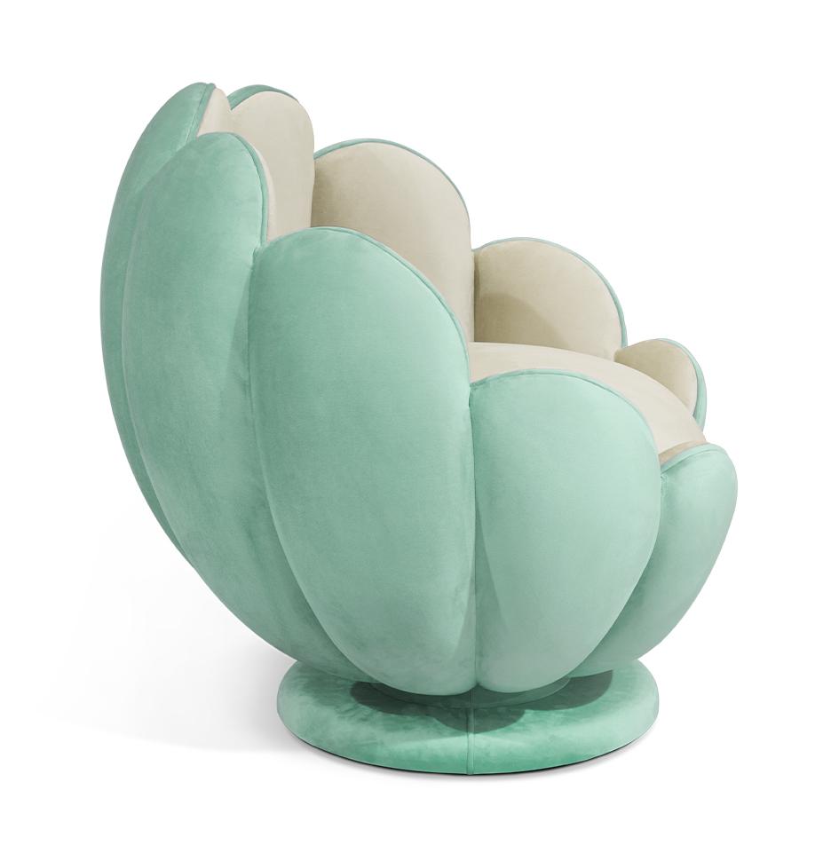 Lotus Serenity Plush Relaxation Chair
