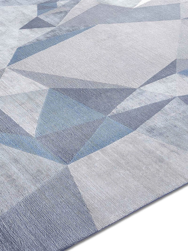 Heart Luxury Hand-Knotted Rug