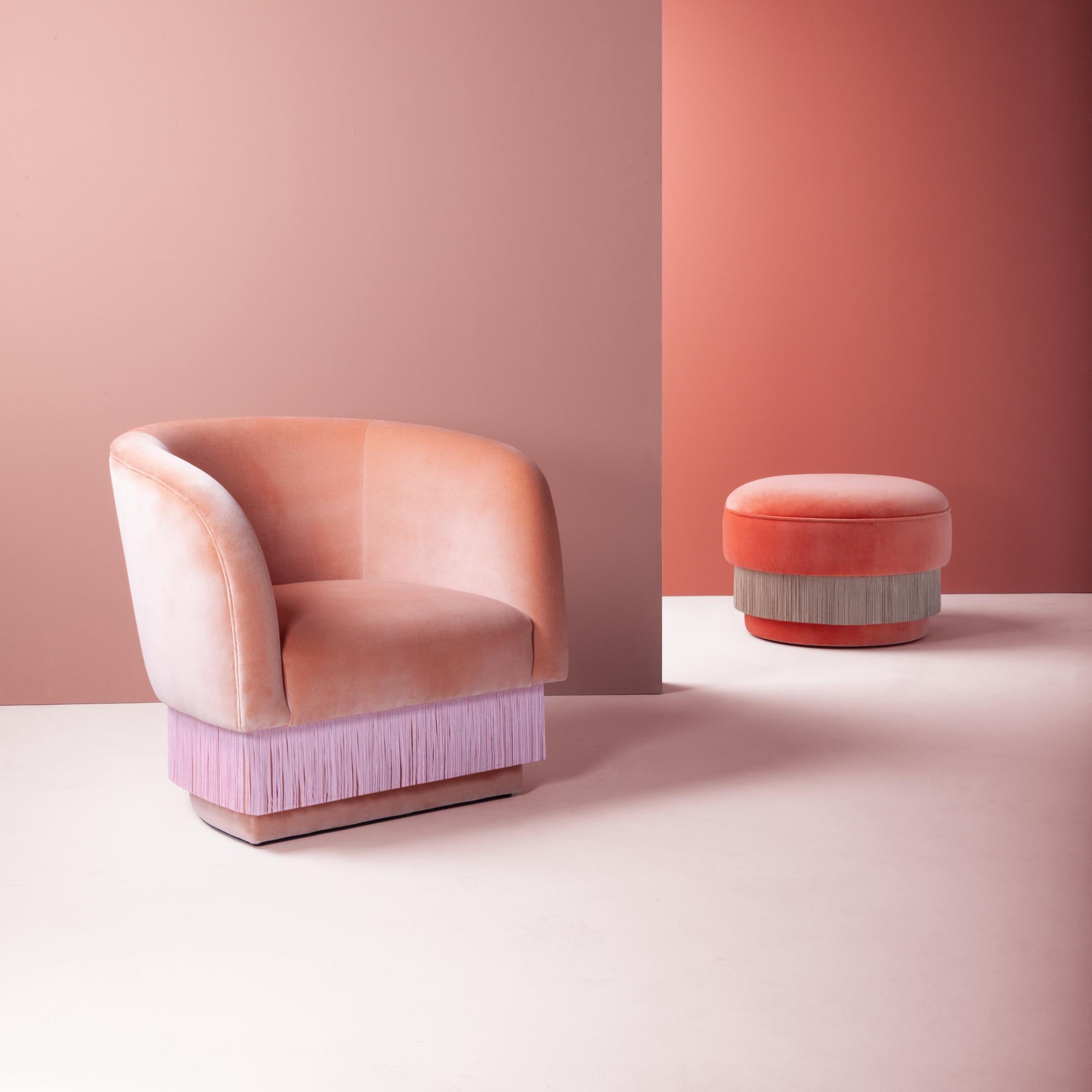 La Folie Curved Armchair