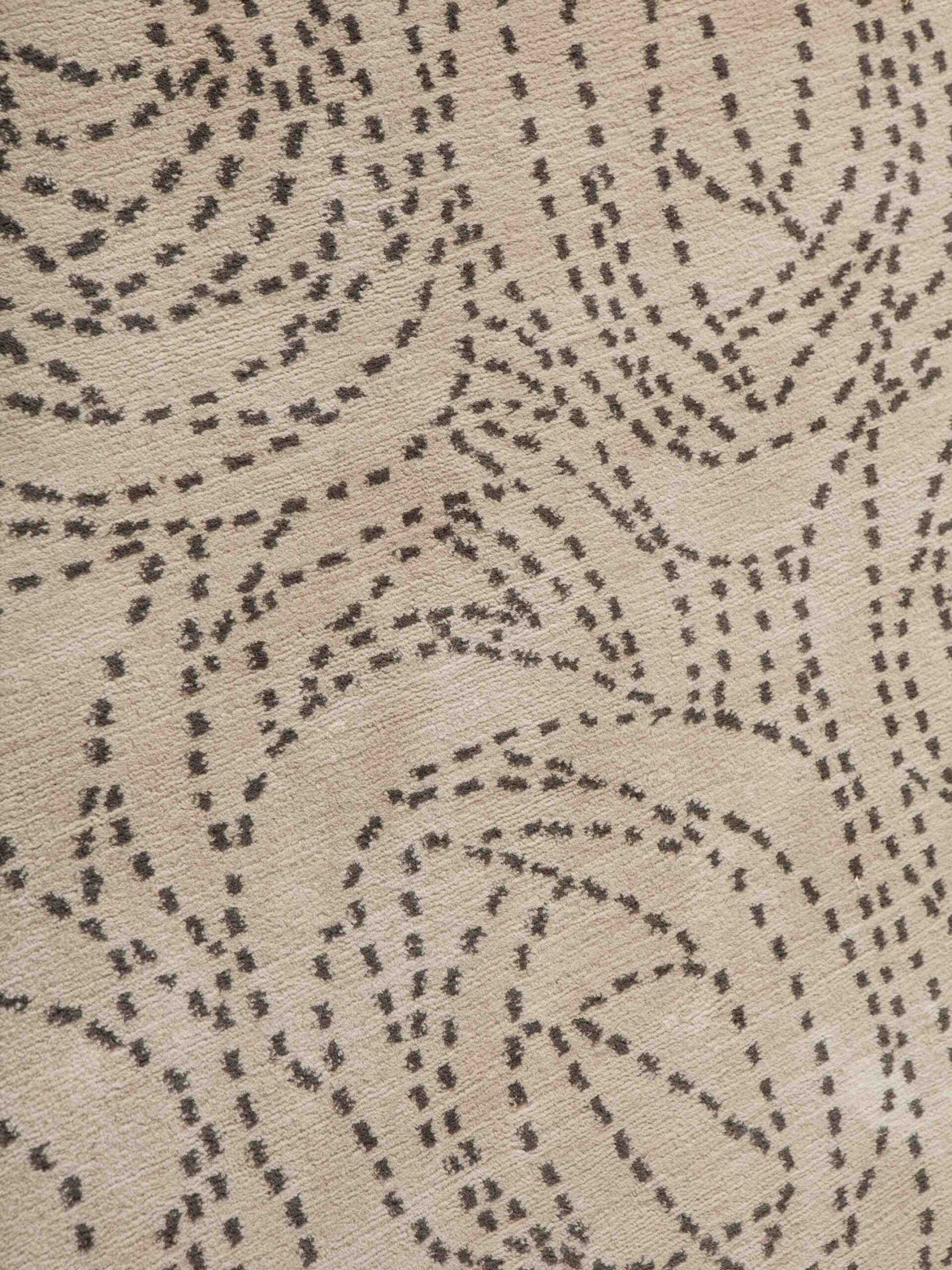 Rosetum Bouquet Hand-Woven Rug