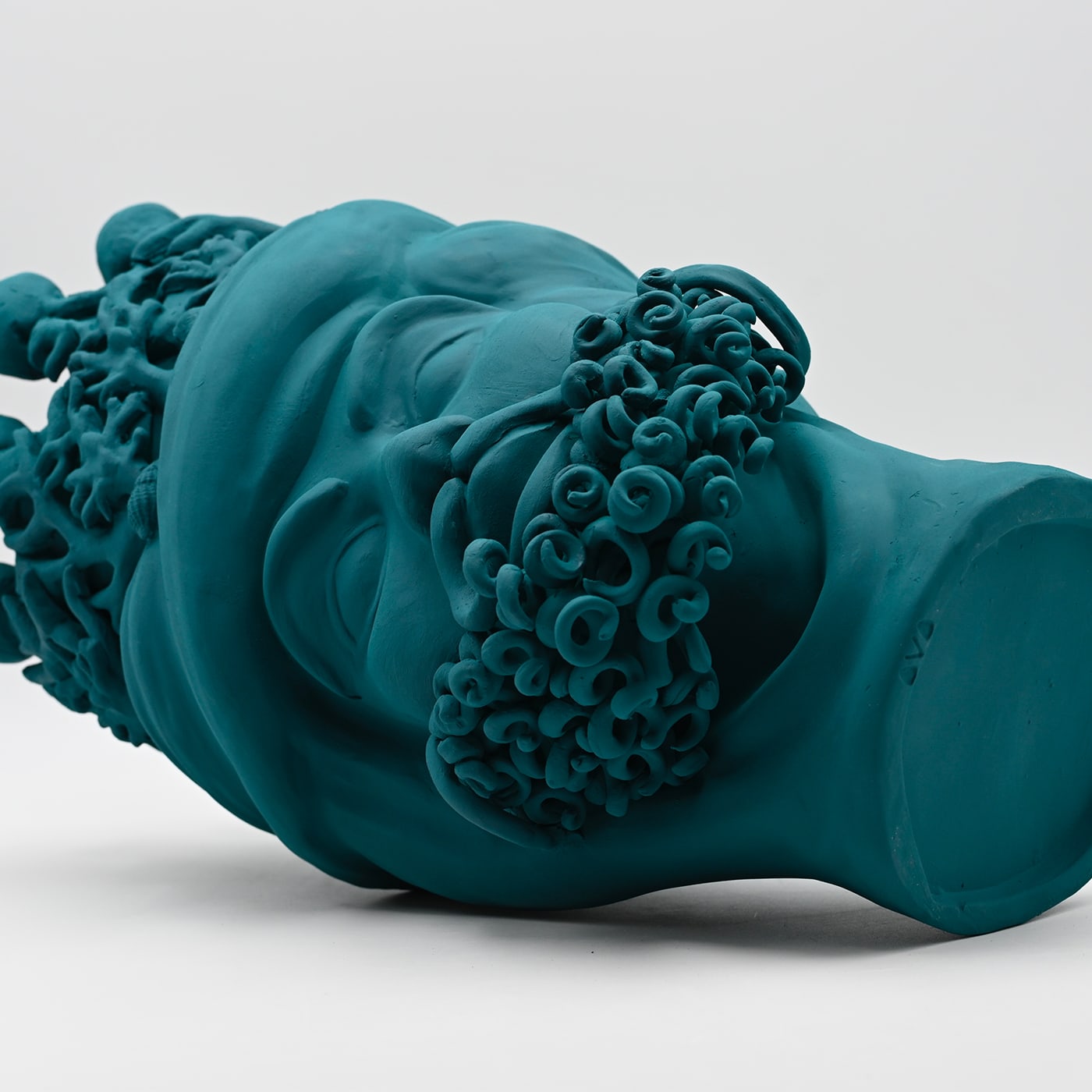 Distinctive Moor's Head Sculpture