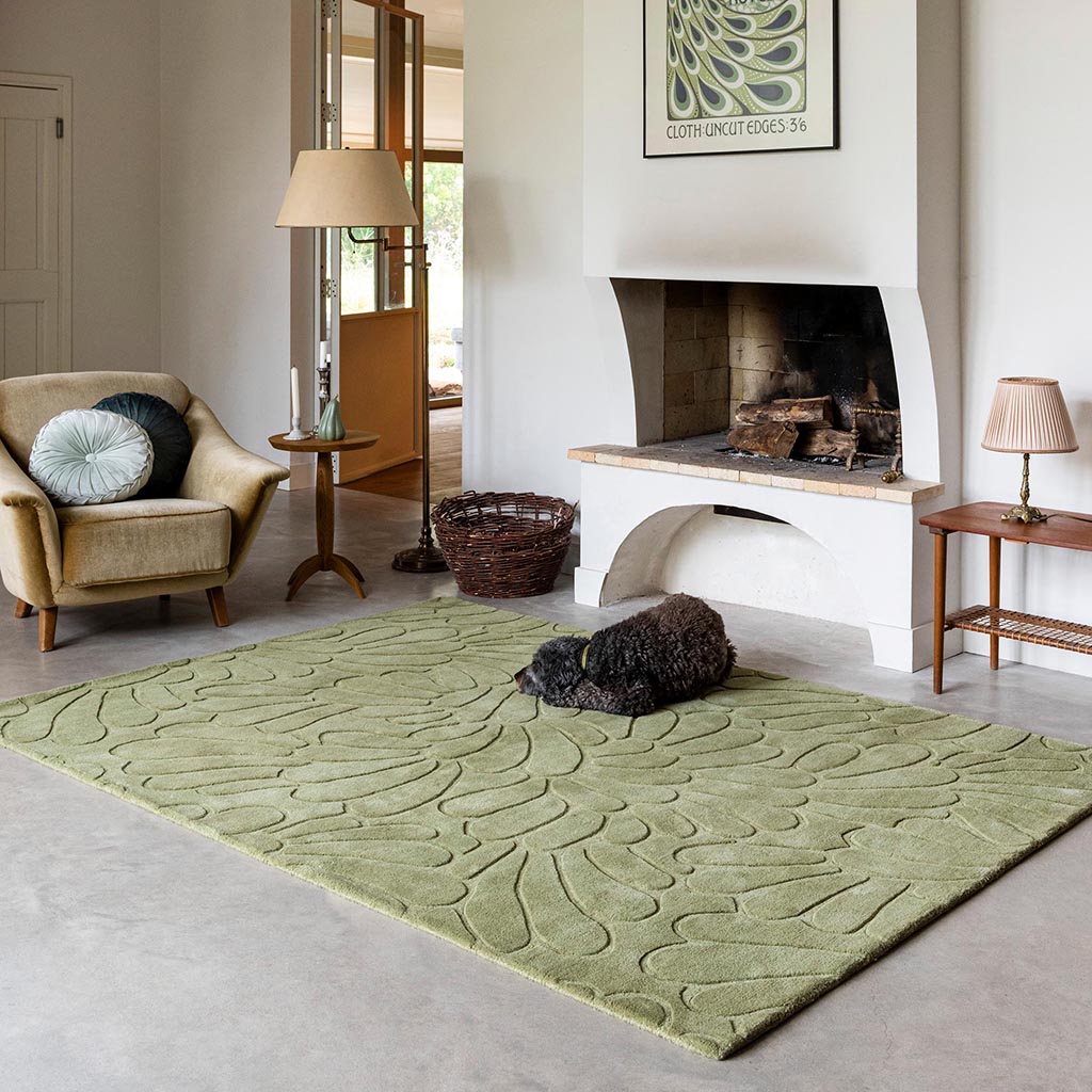 Petal Design Hedgerow Green Rug | Size: 200 x 280 cm