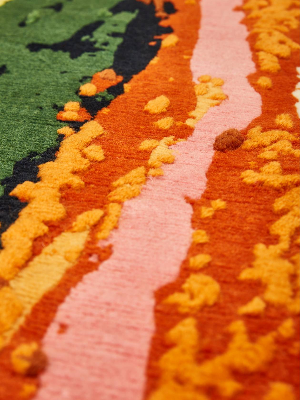 Cosme Luxury Rug