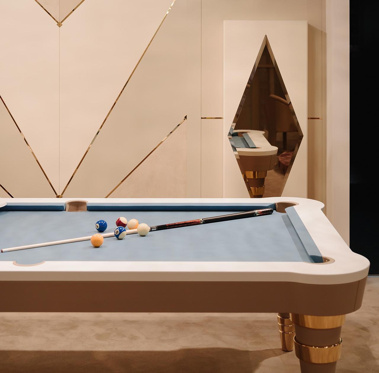 Regis Royal Pool Table