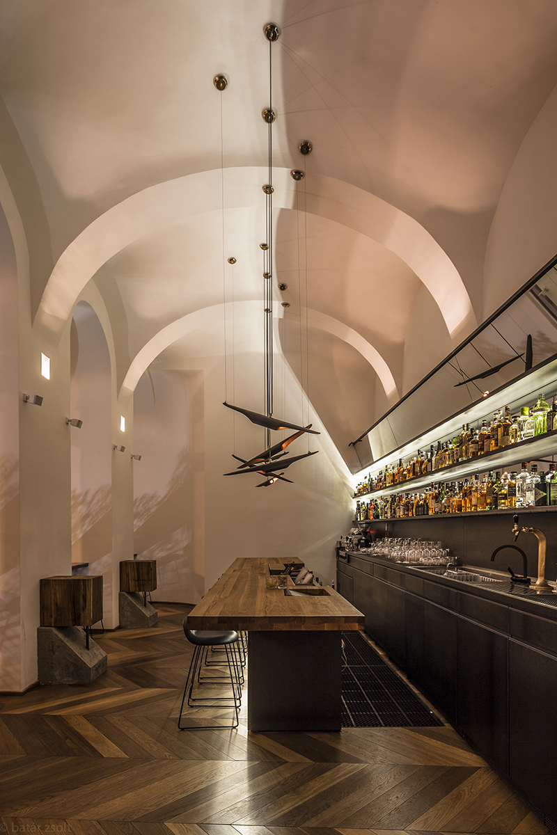 Noir Suspension Lamp - 9