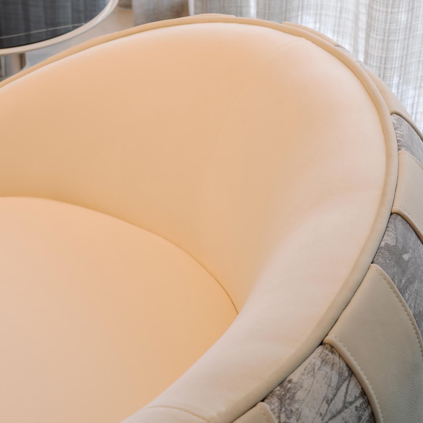 Loto Armchair