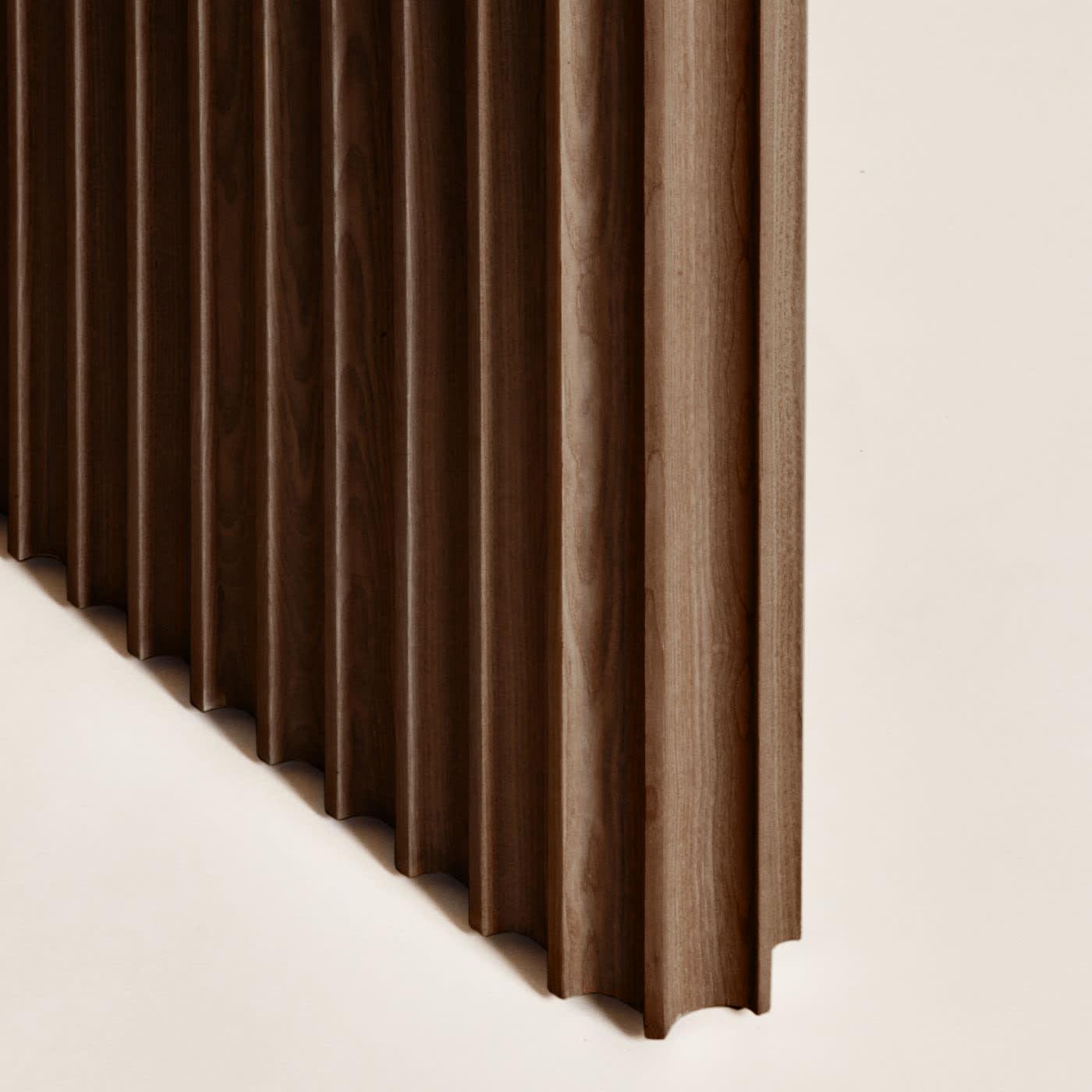 Basalto Brown Elegant Table