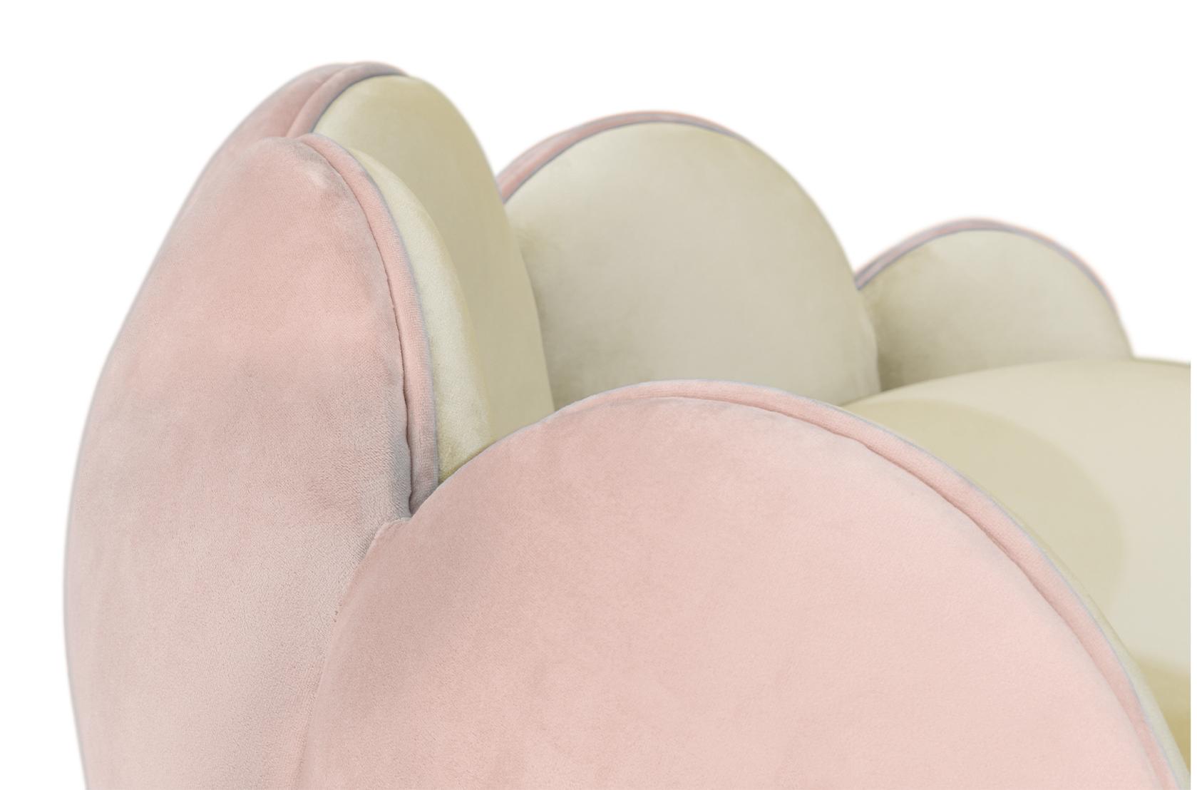 Lotus Serenity Plush Relaxation Chair