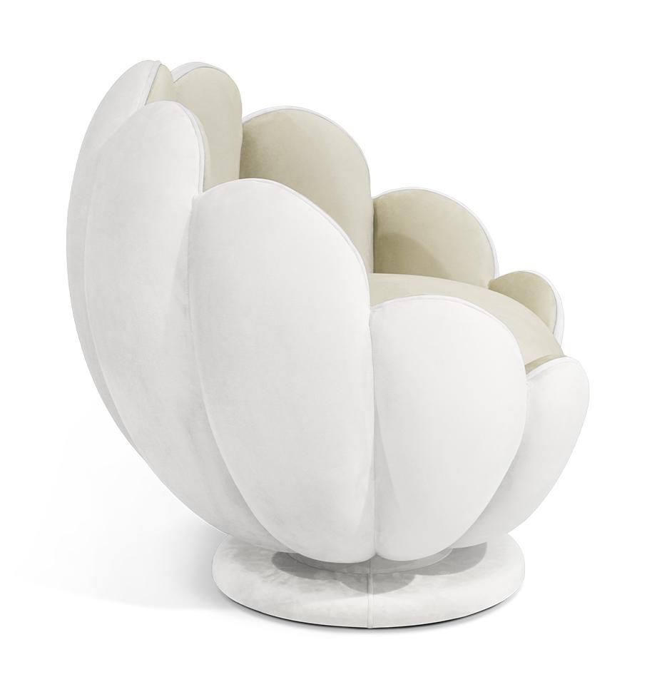 Lotus Serenity Plush Relaxation Chair