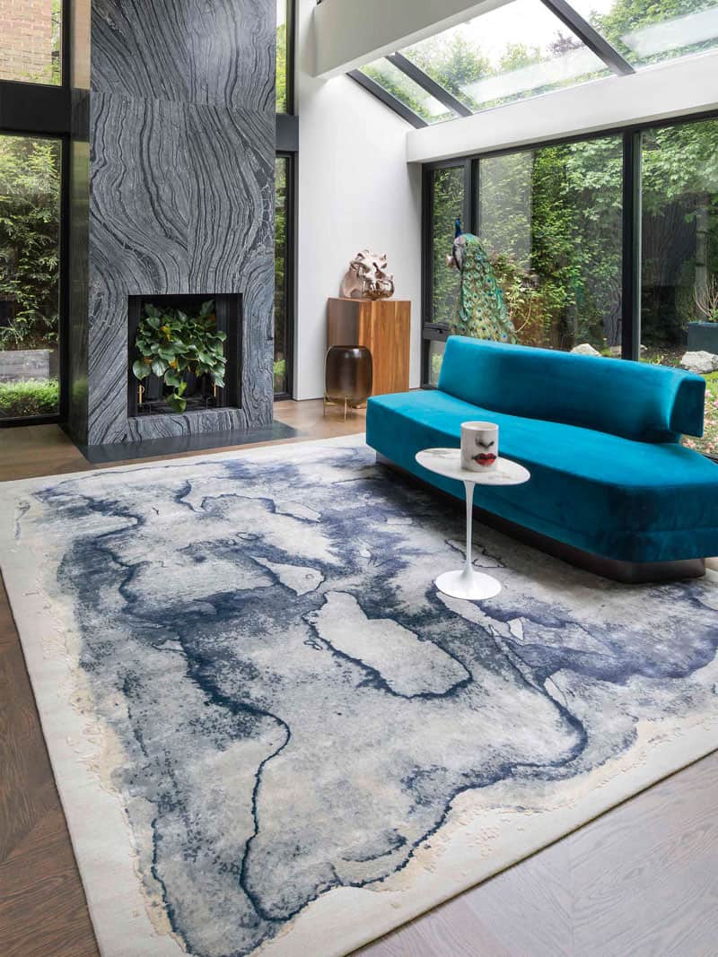 Mono Light Grey Luxury Hand-Woven Rug