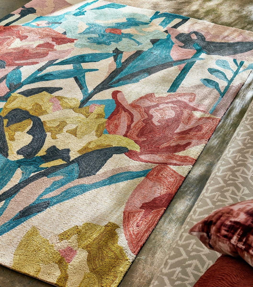 Floral Outdoor Hand-Woven Rug