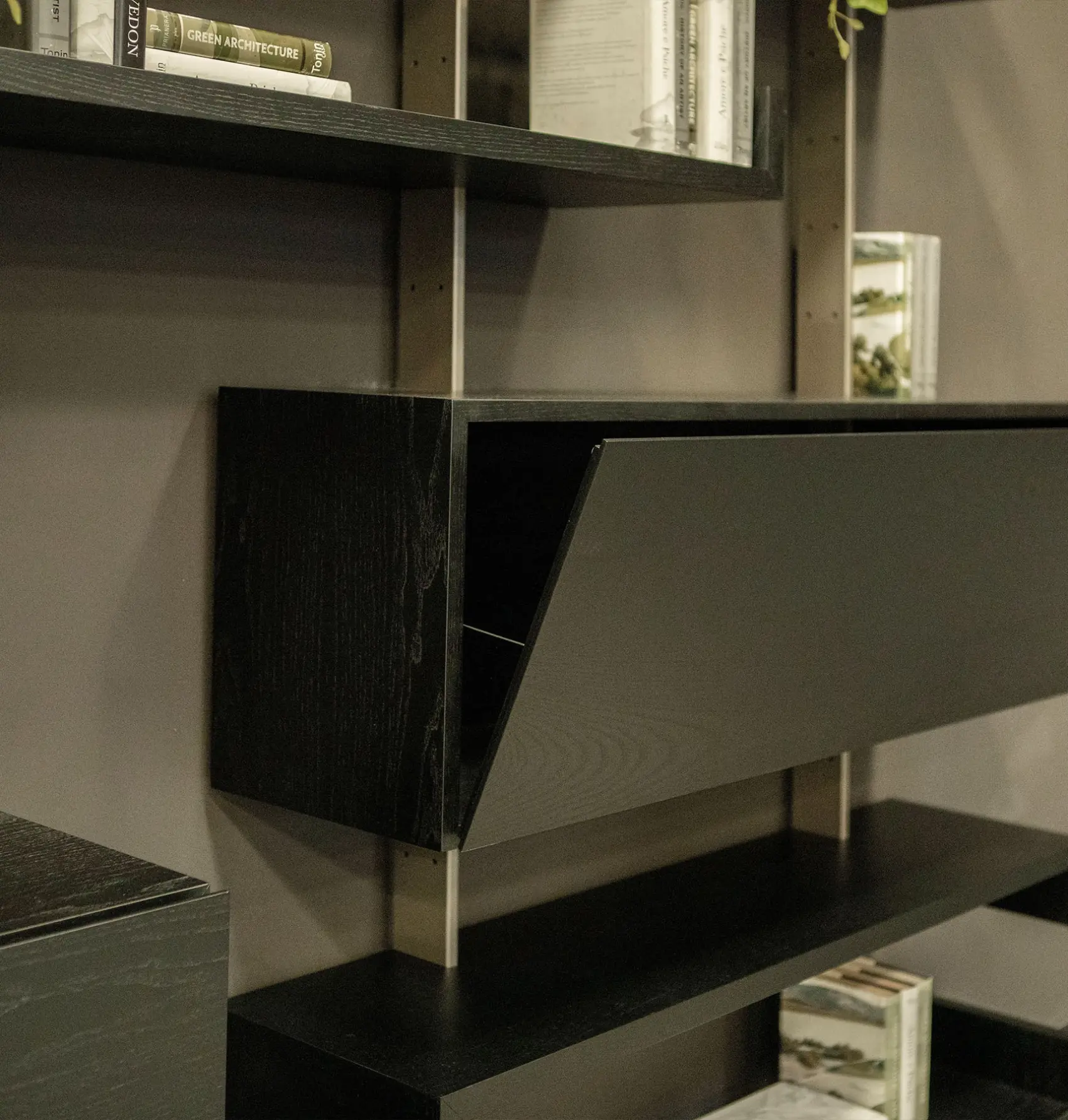 Plan Luxe Bookcase