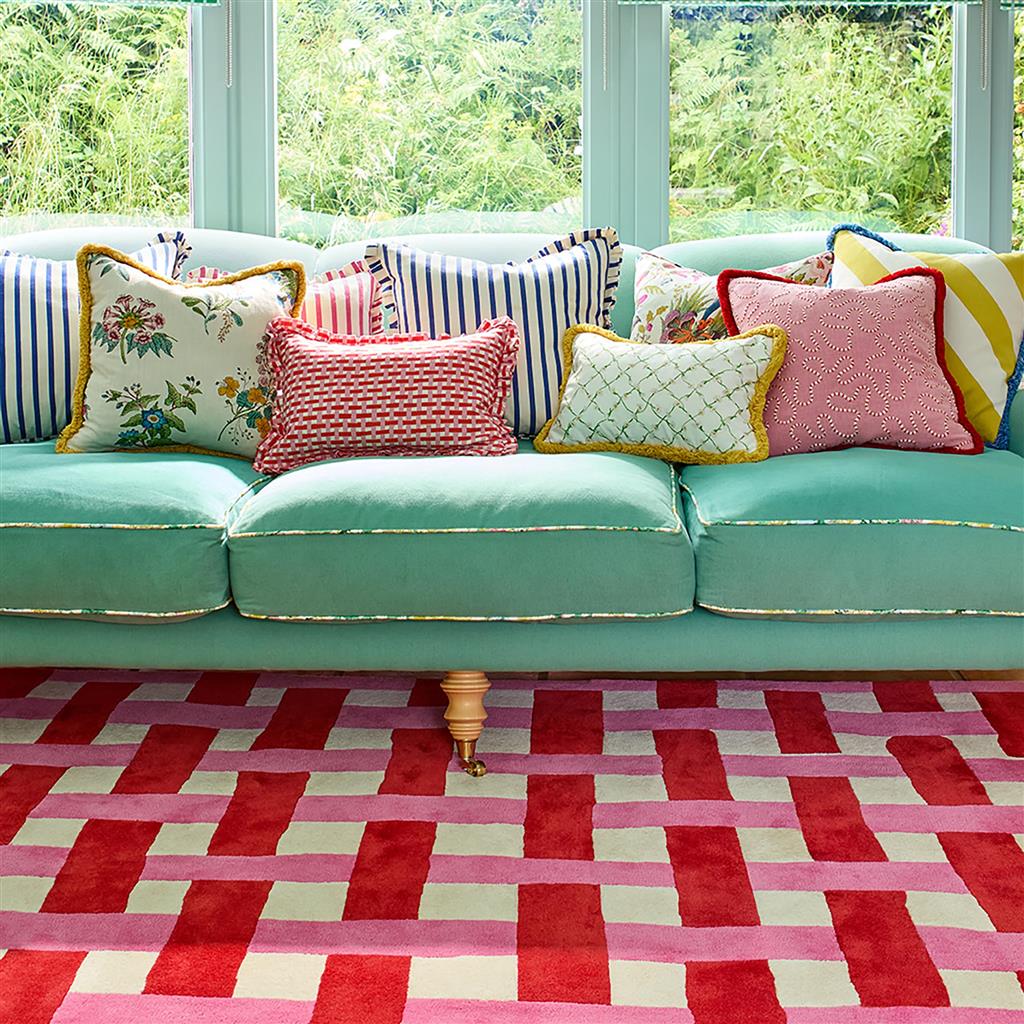 Woven Coral/Rose Rug | Size: 170 x 240 cm
