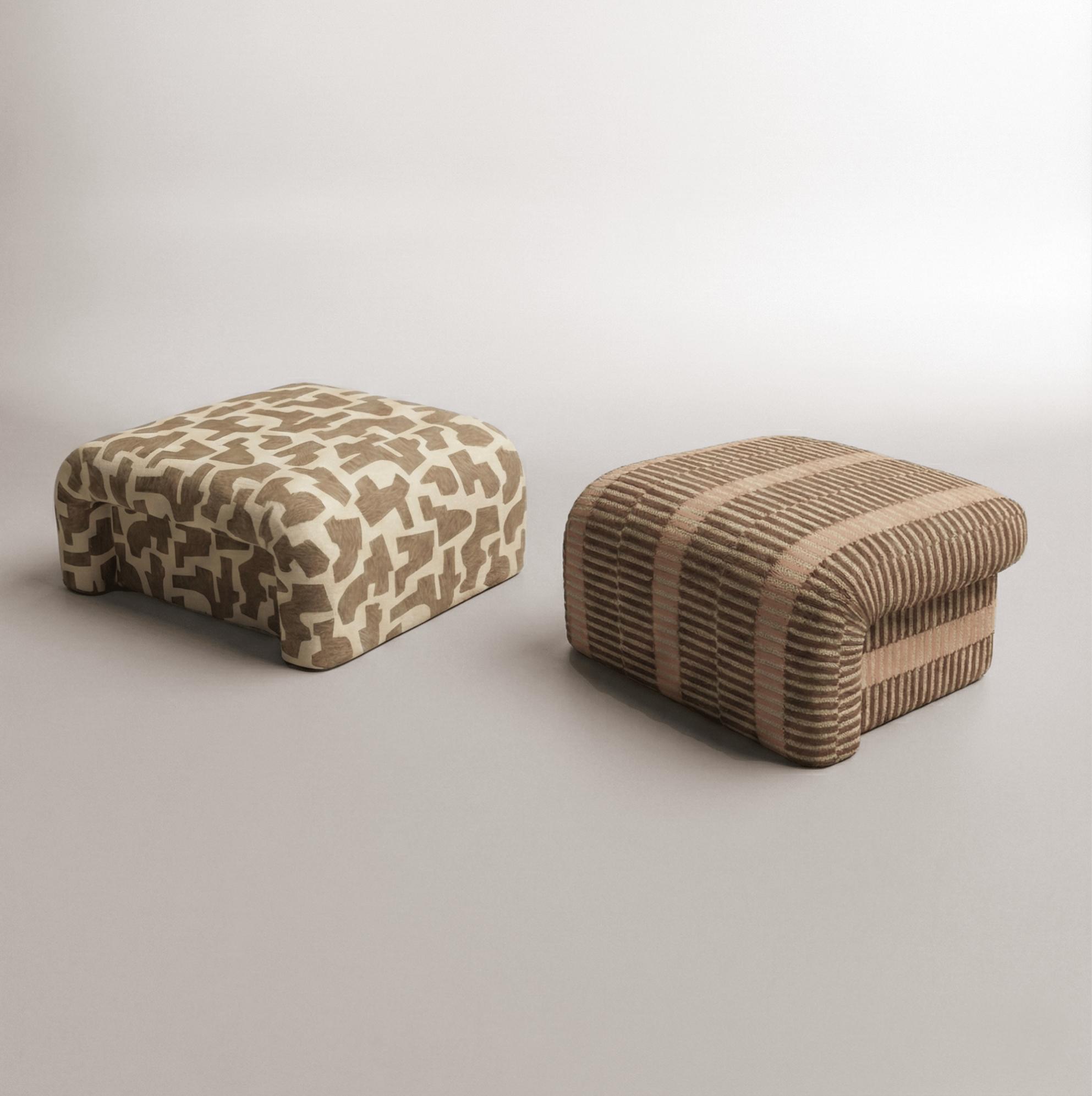 Slide Pouf