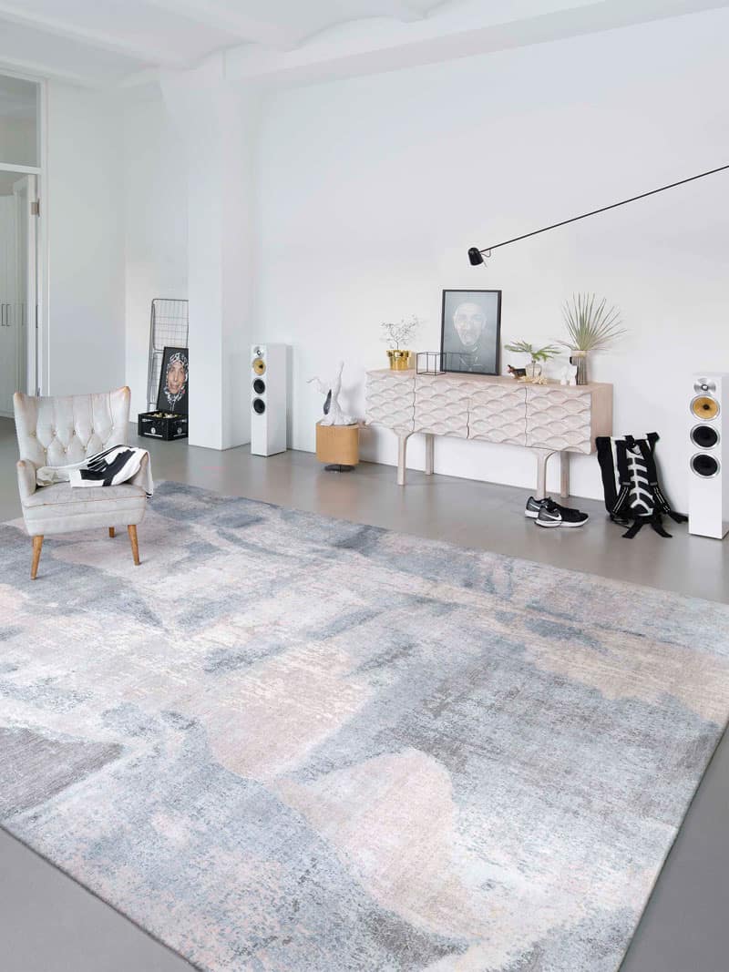 Grey / Ivory Handwoven Luxury Rug