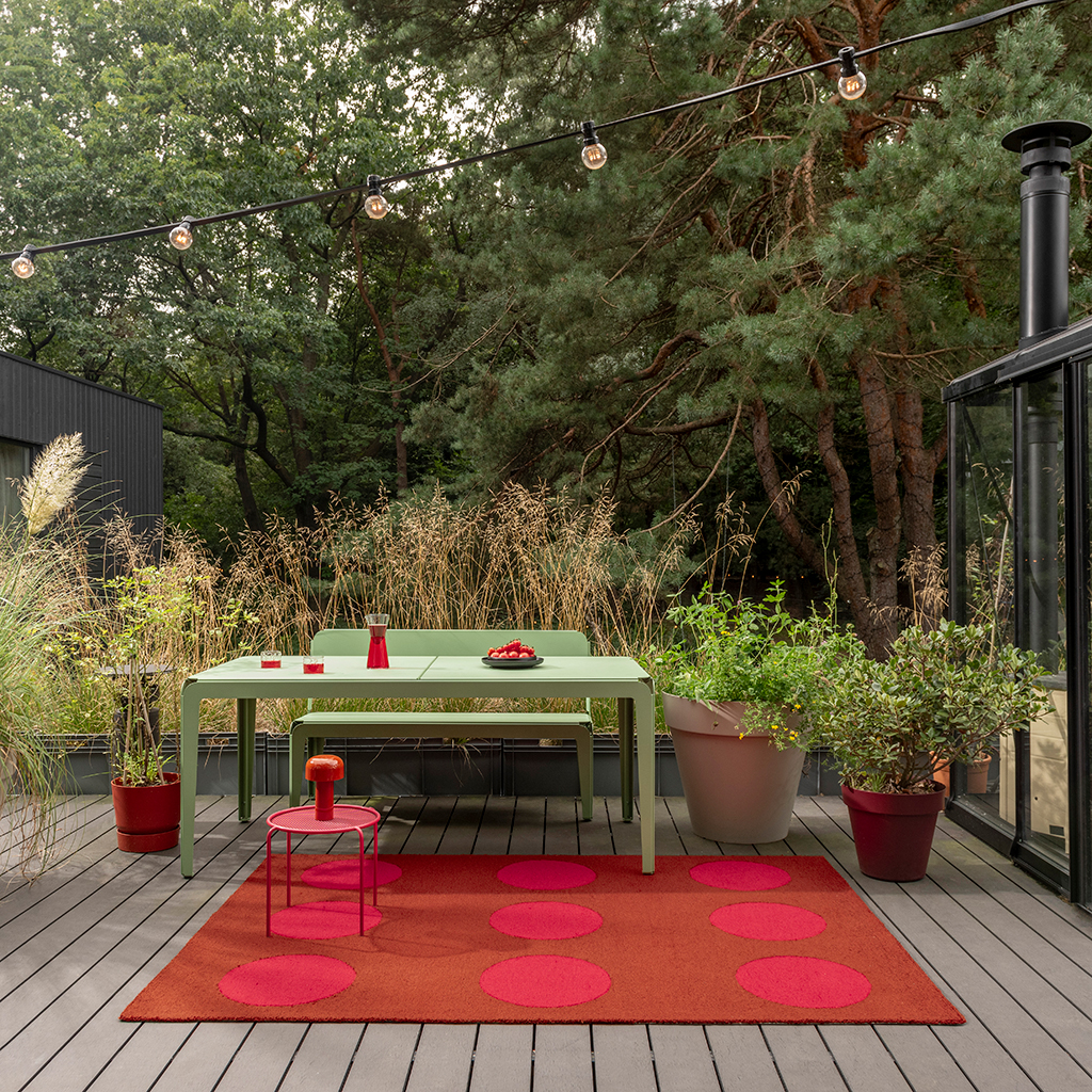 Festival Dots Red Fresco Rug