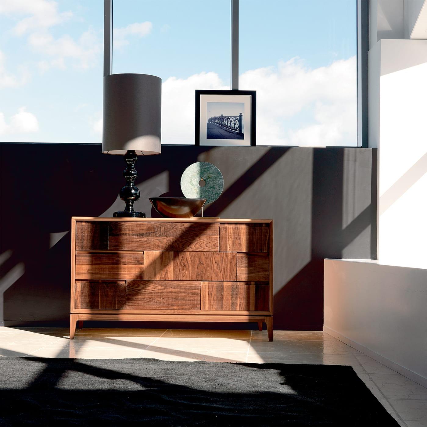 Trama e Ordito Brown Handcrafted Chest of Drawers