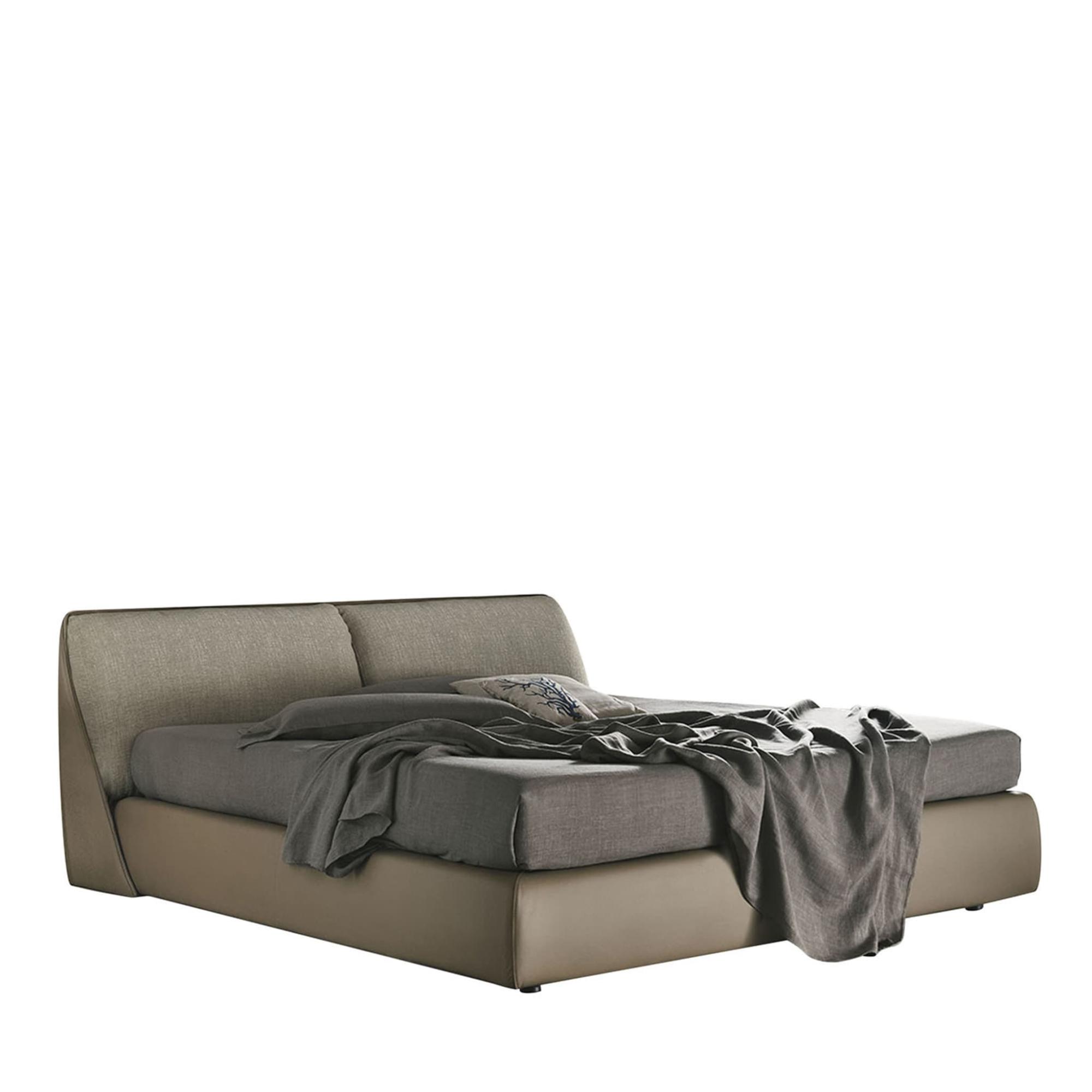 Lagoon Serenity Bed