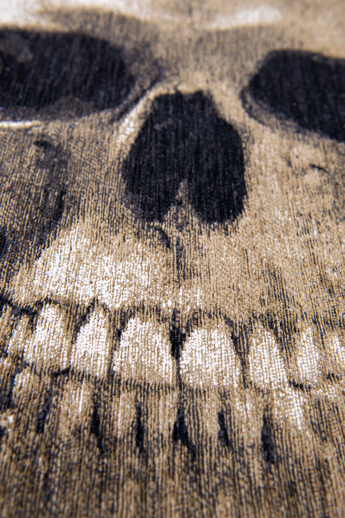 Funny Bones Round Rug | Size: Ø 240 cm