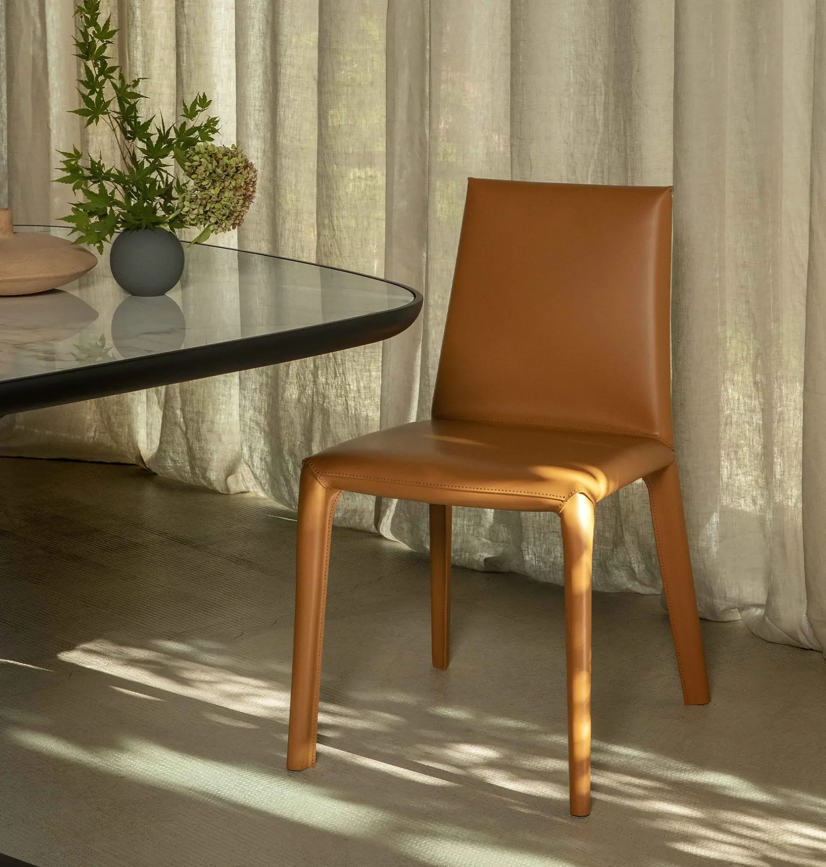 Lisa Cuoio Brown Chair