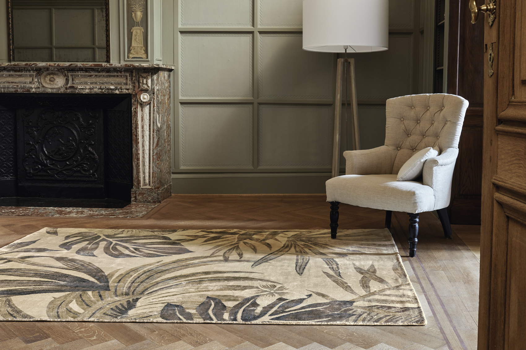 Tencel Hand Painted / Handwoven Luxury Rug