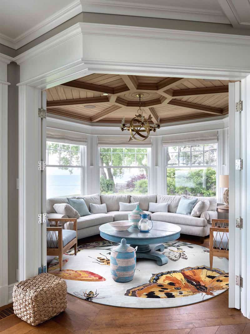 Grasshopper Hand-Woven Exquisite Rug