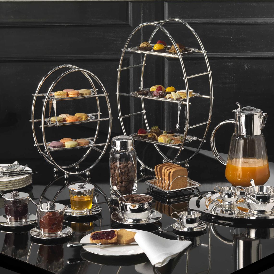 Silver-Plated Rectangular Tray With Handles | Dimensions: 27 × 36 cm - 1