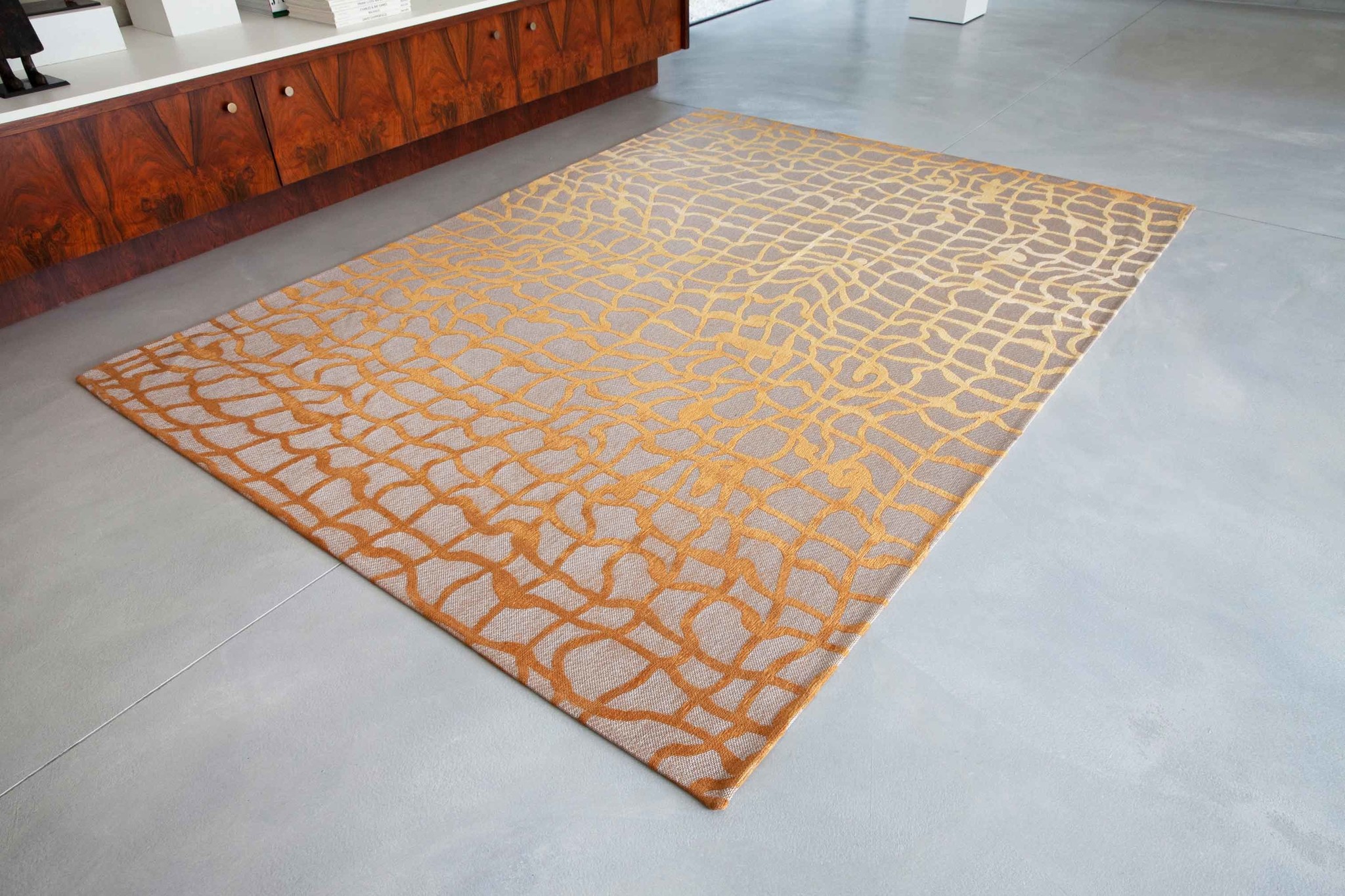 Abstract Gold Flatwoven Rug ☞ Size: 200 x 280 cm