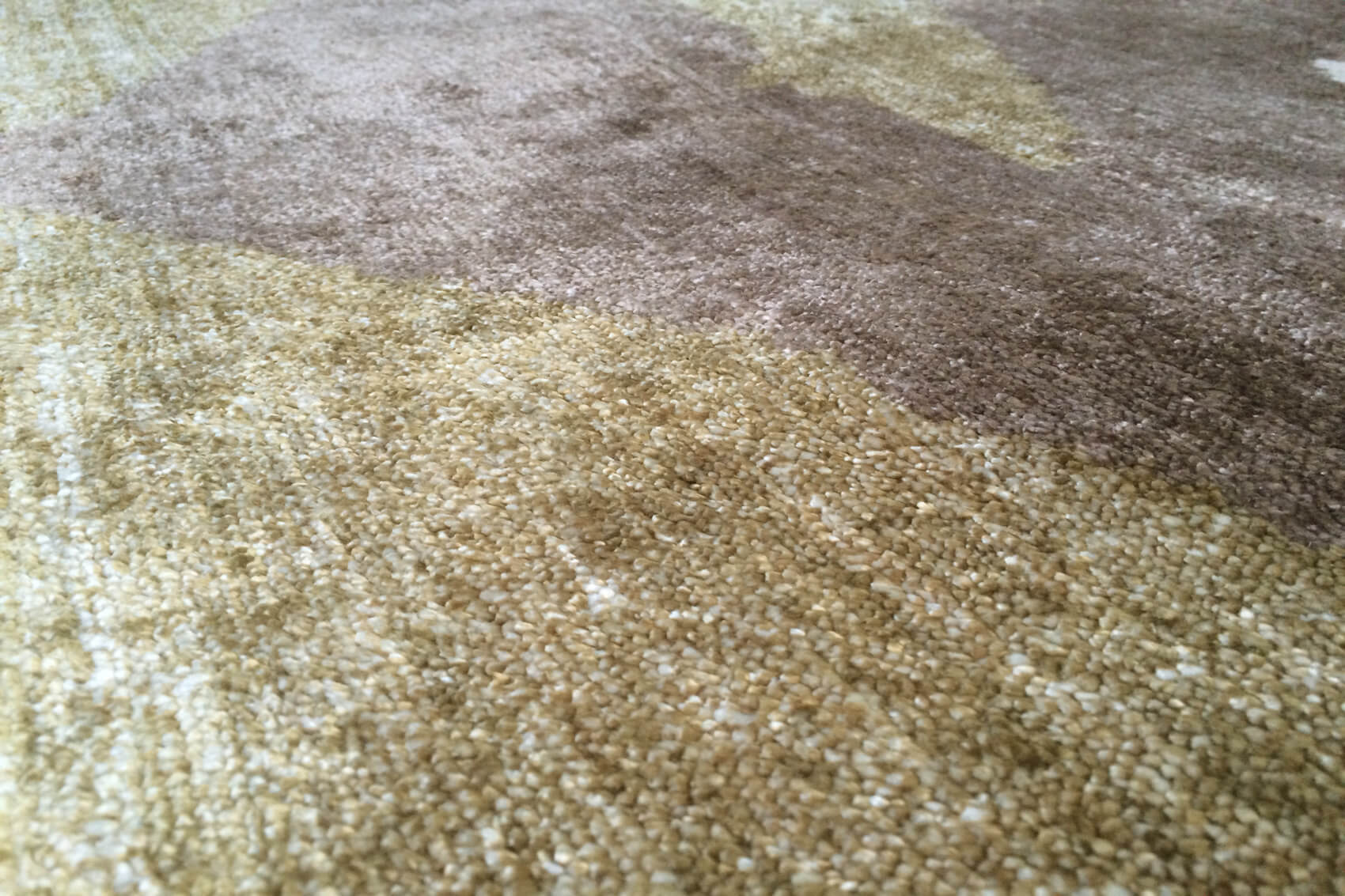 Pollen Rug by Serge Lesage