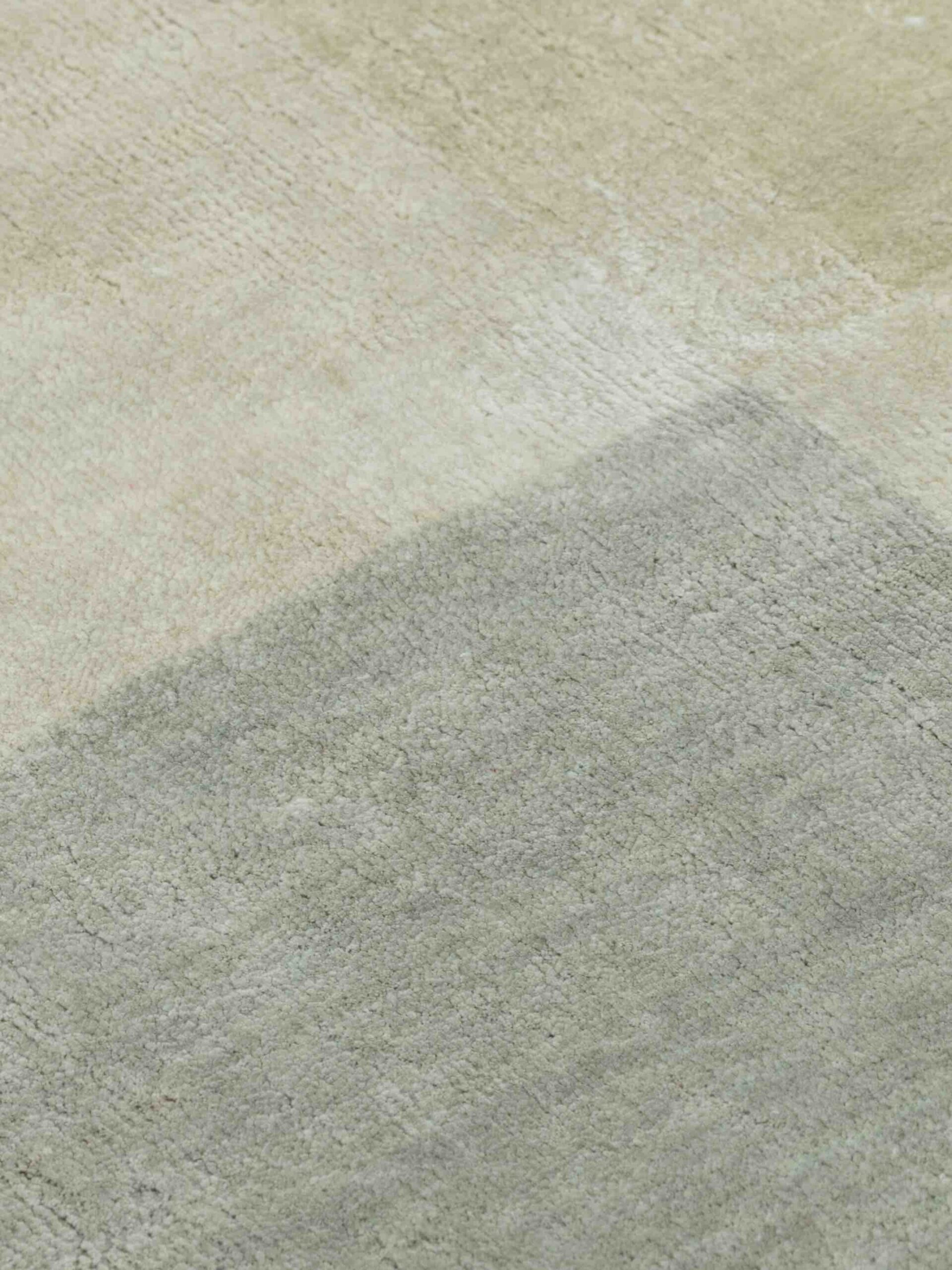 Density Designer Viscose Rug | Size: 200 × 300 cm