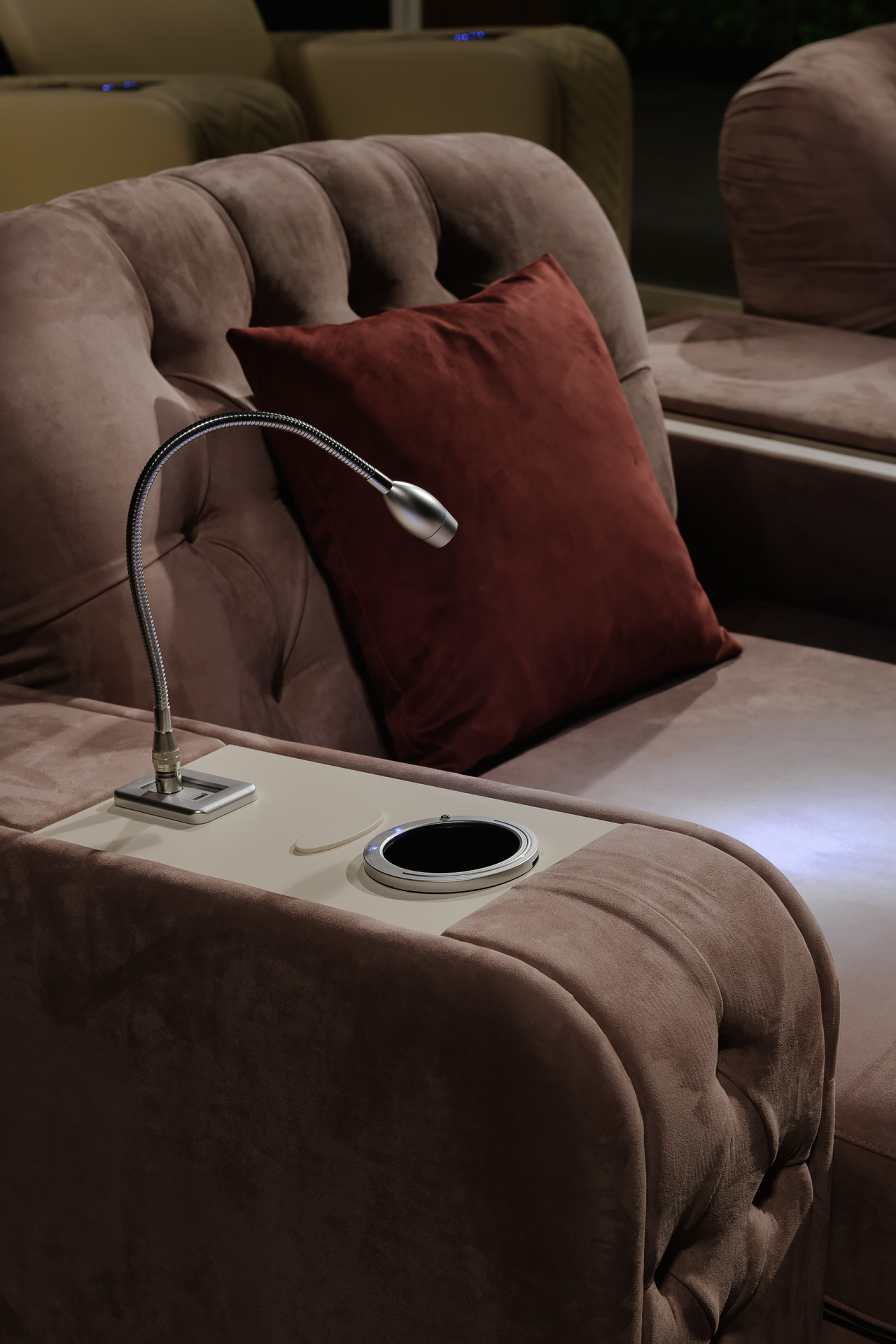 Chest Executive Cinema Reclining Chair - 4