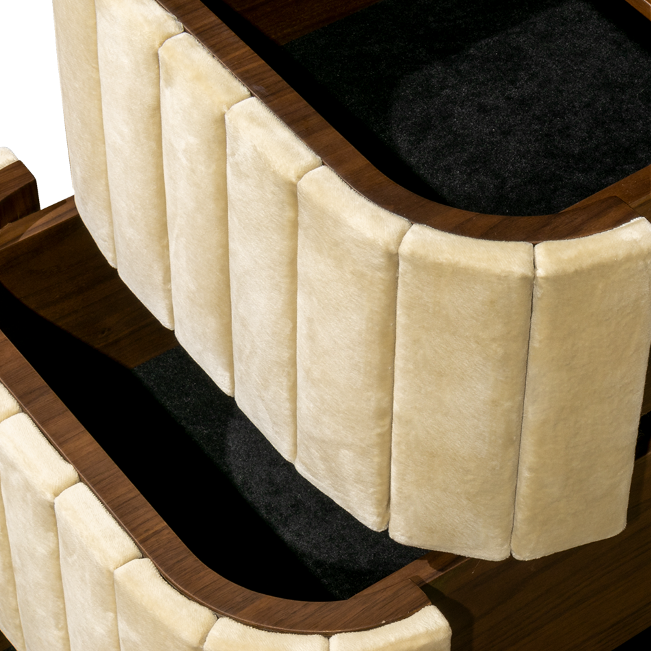 Elton Desk