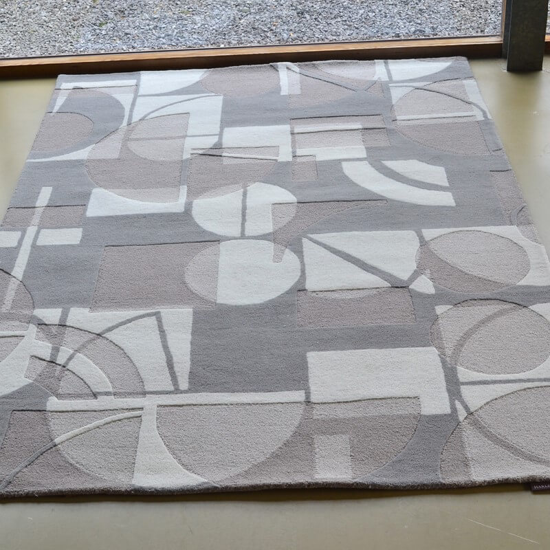 Segments Stone Rug | Size: 140 x 200 cm