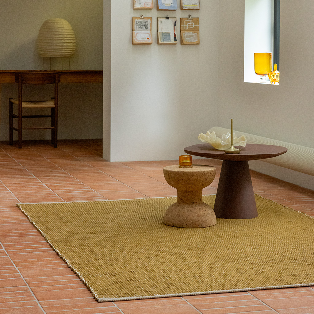 Border Gold Rug | Size: 170 x 240 cm