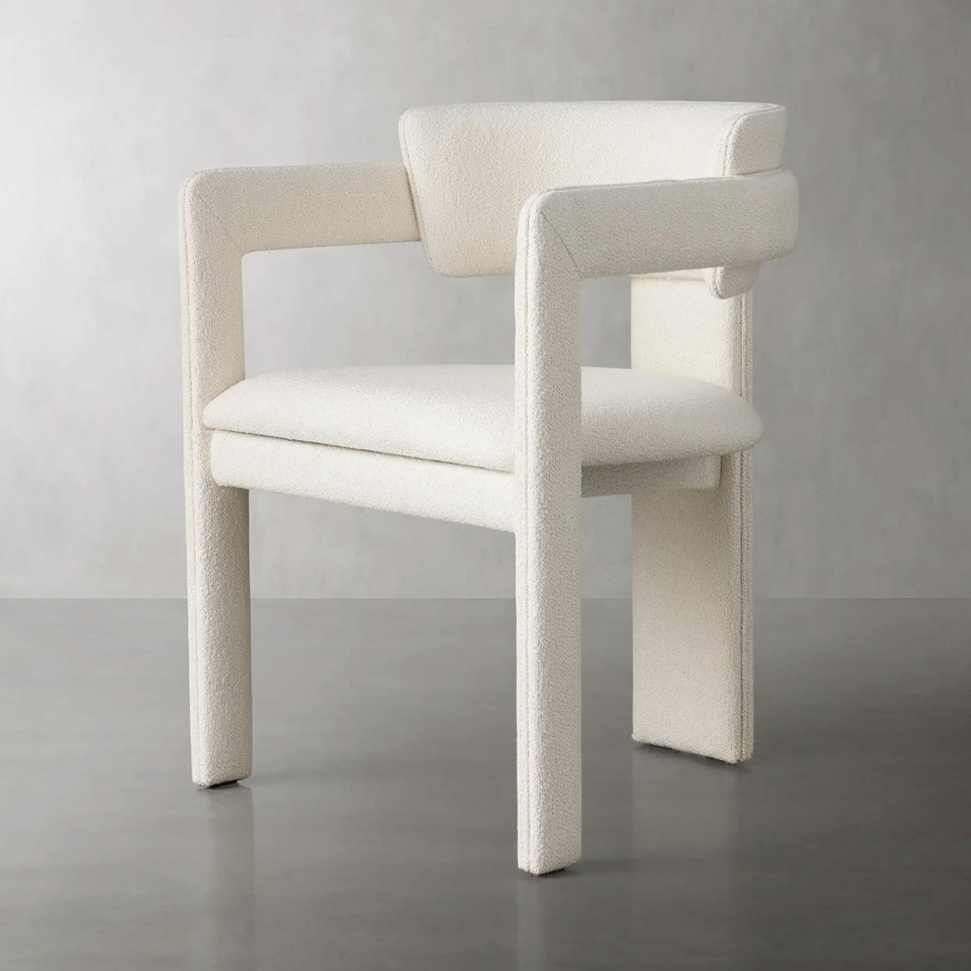 Iris Curved Chair with Armrests