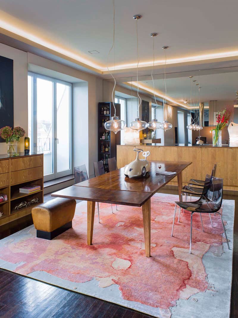 Mono Rose Luxury Hand-Woven Rug