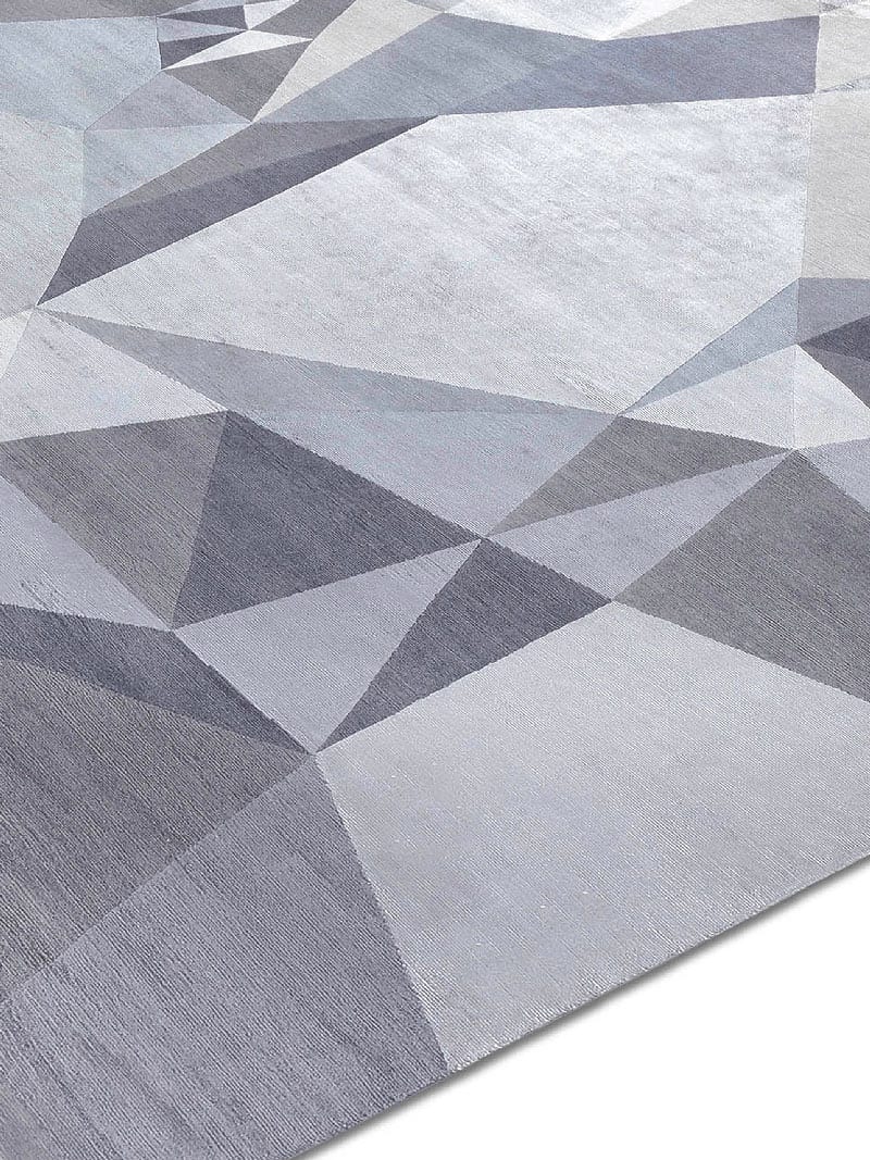 Heart Luxury Hand-Knotted Rug